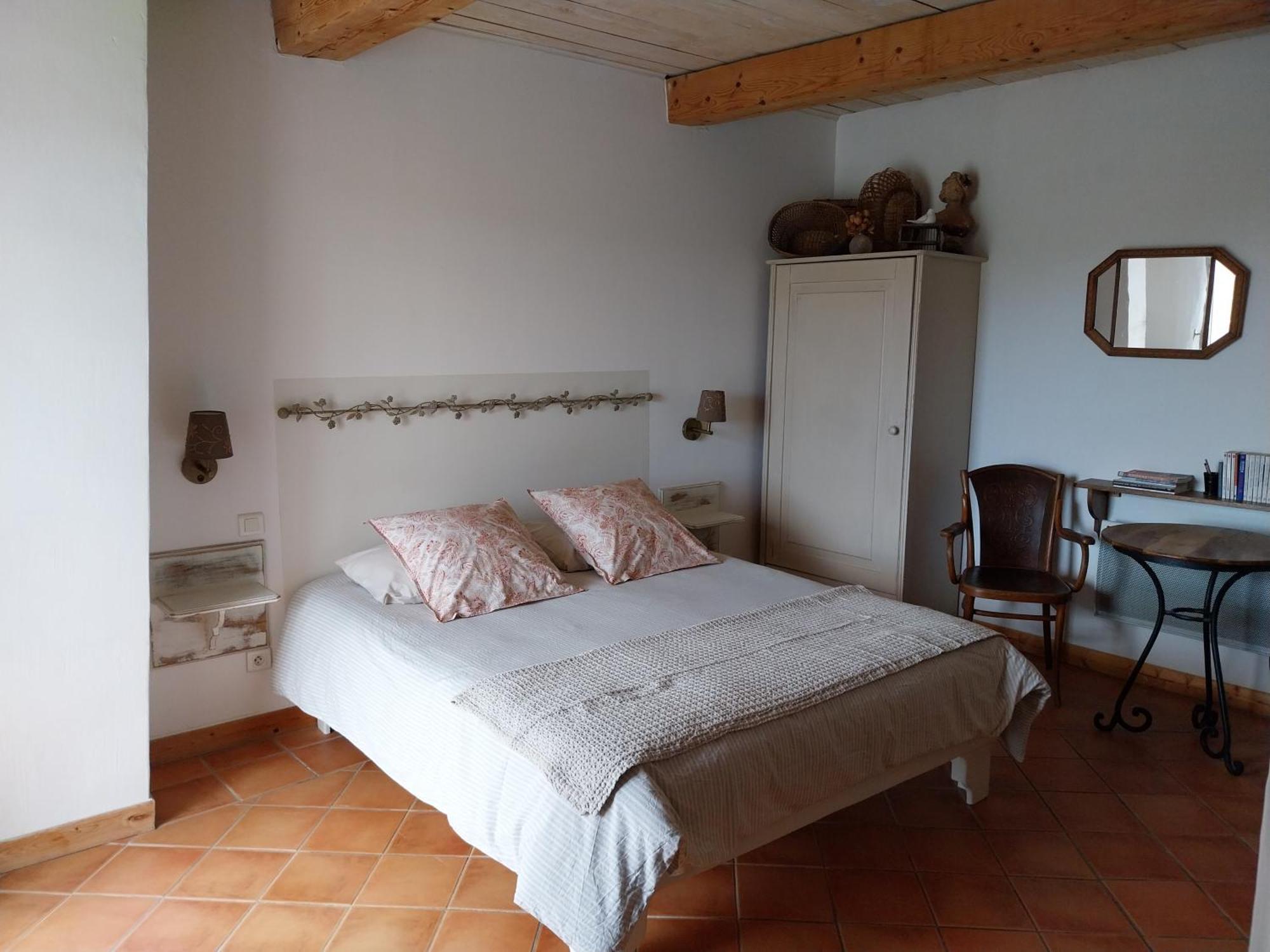 Le Petit Fabre Hotel Монтаняк Стая снимка