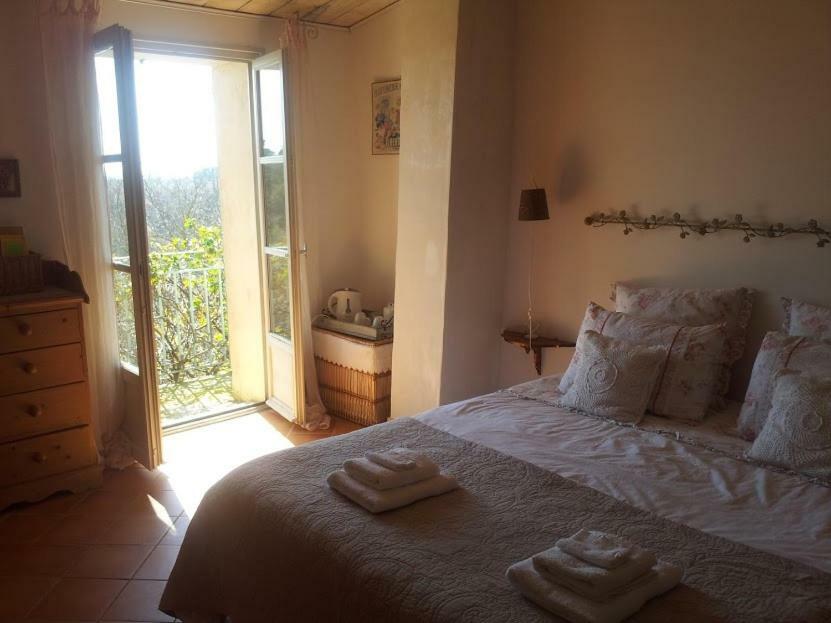 Le Petit Fabre Hotel Монтаняк Екстериор снимка